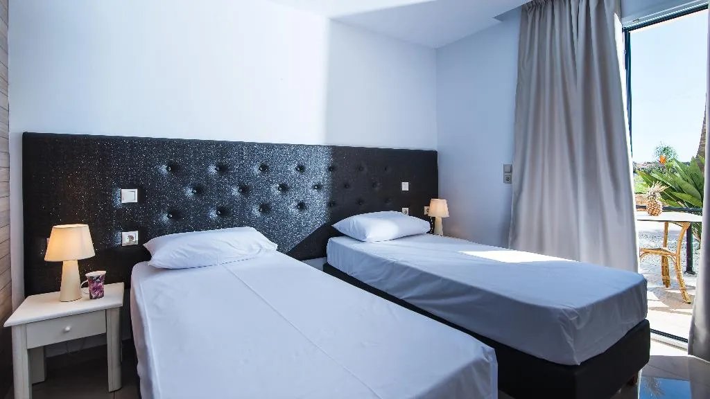 APARTMENT SUPERIOR ONE BEDROOM Room, Real Palace, Crete