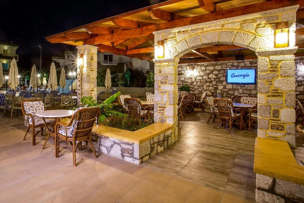 Bar, Georgia Apartments, Rhodes