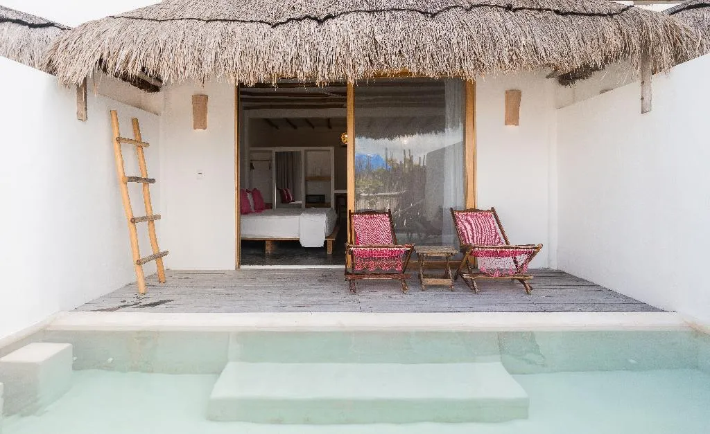 FAMILY ROOM DELUXE GARDEN VIEW Room, Punta Blanca Beachfront Boutique Hotel, Cancun Area
