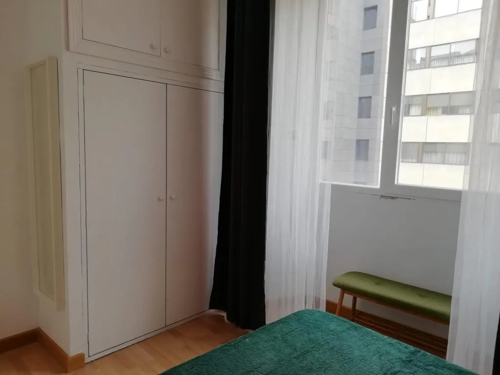APARTMENT TWO BEDROOMS Room, Smartr Madrid Gran Via 47, Madrid