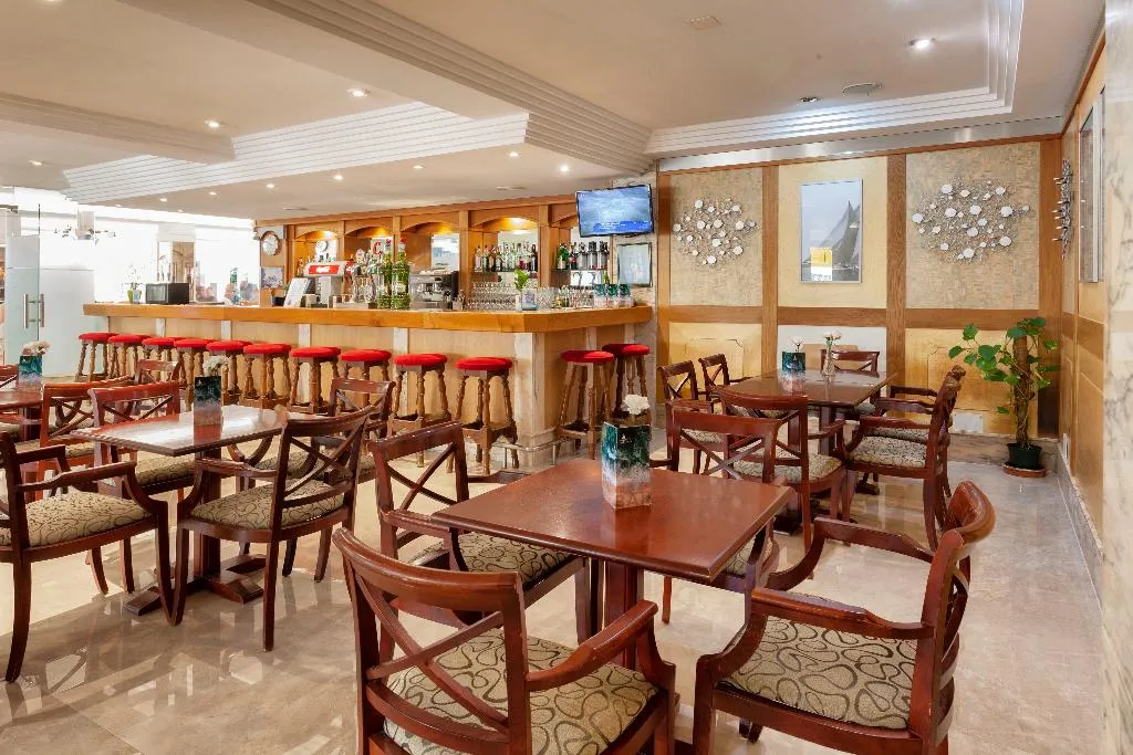 Bar, Amoros, Majorca