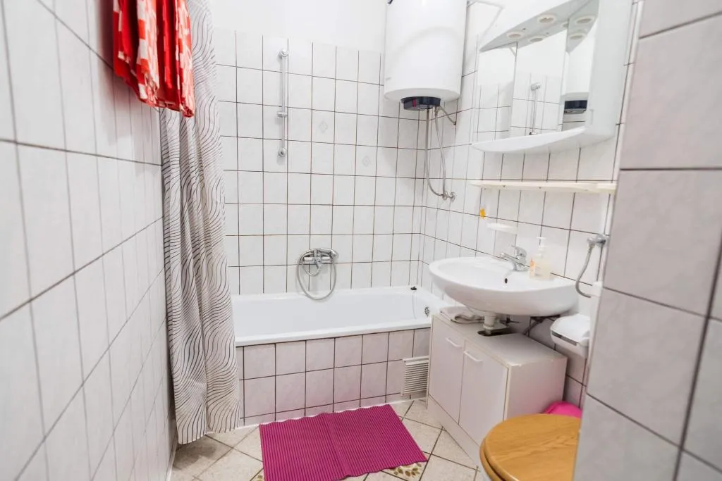 APARTMENT CAPACITY 2 Room, Apartments Silvija, Istria