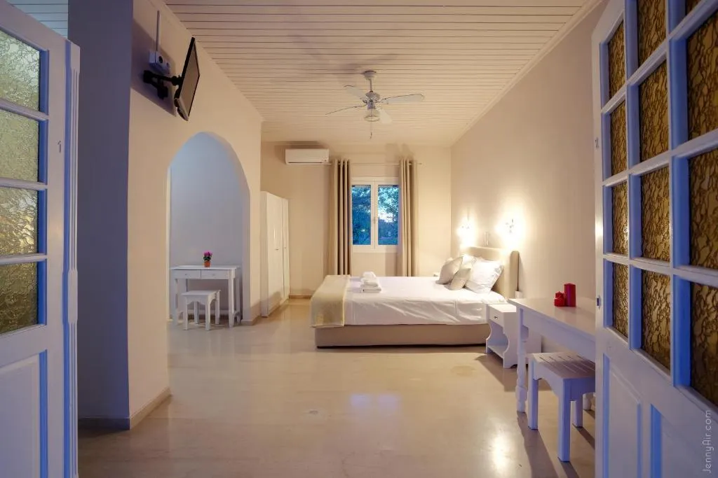 STUDIO SUPERIOR Room, Paradise Village, Corfu
