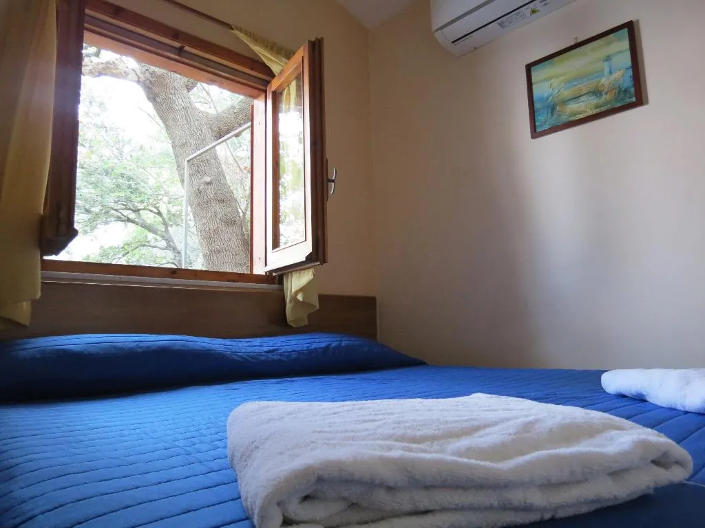 CHALET CAPACITY 3 Room, Baia Serena, Naples