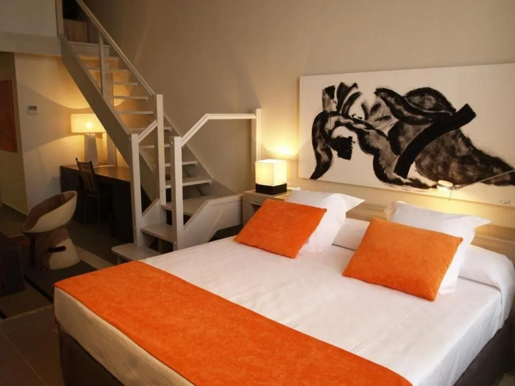 Room, Eco Alcala Suites, Madrid