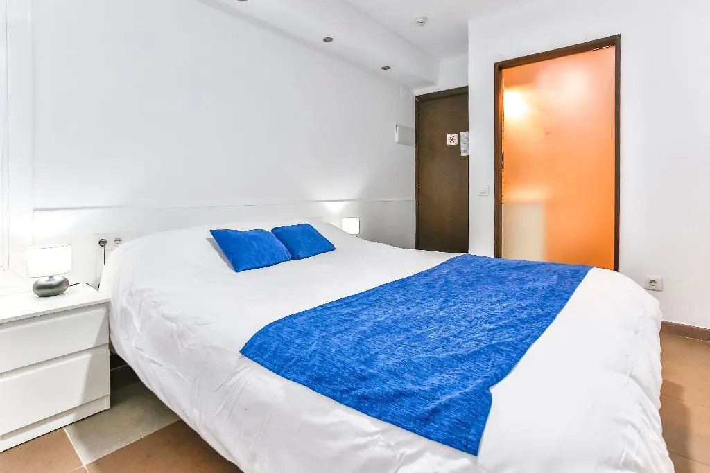 DOUBLE STANDARD Room, Laramond Barcelona Rooms, Barcelona