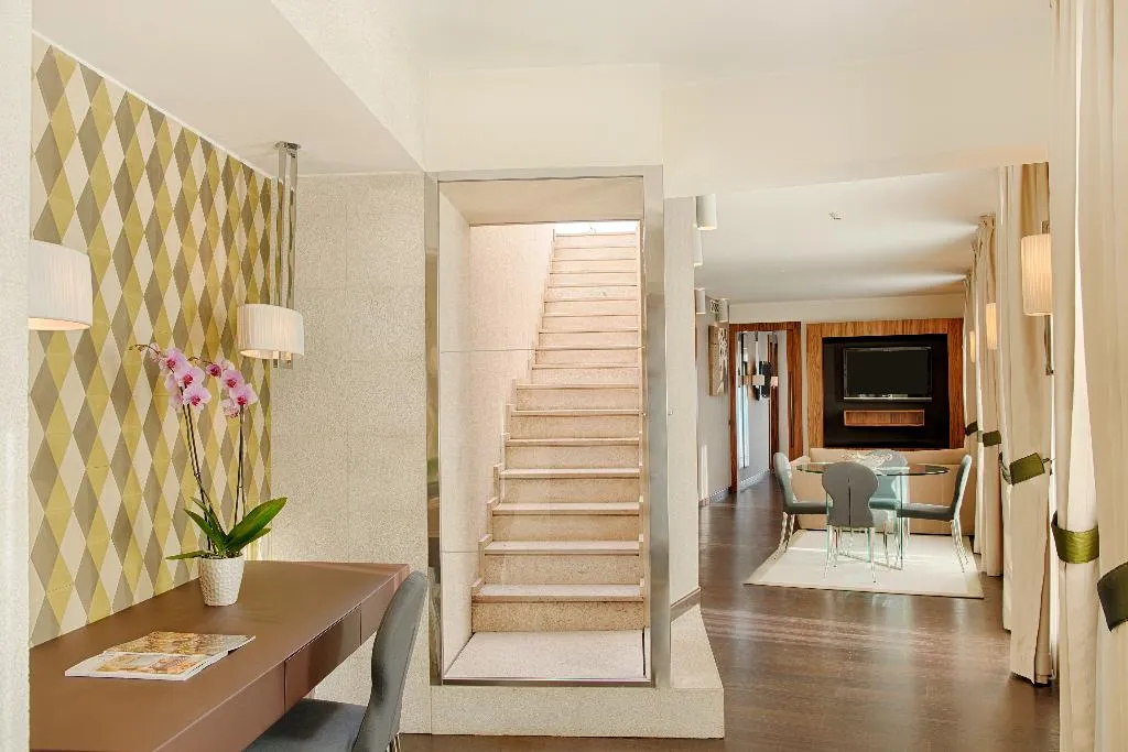 SUITE WITH TERRACE Room, NH Collection Taormina, Taormina