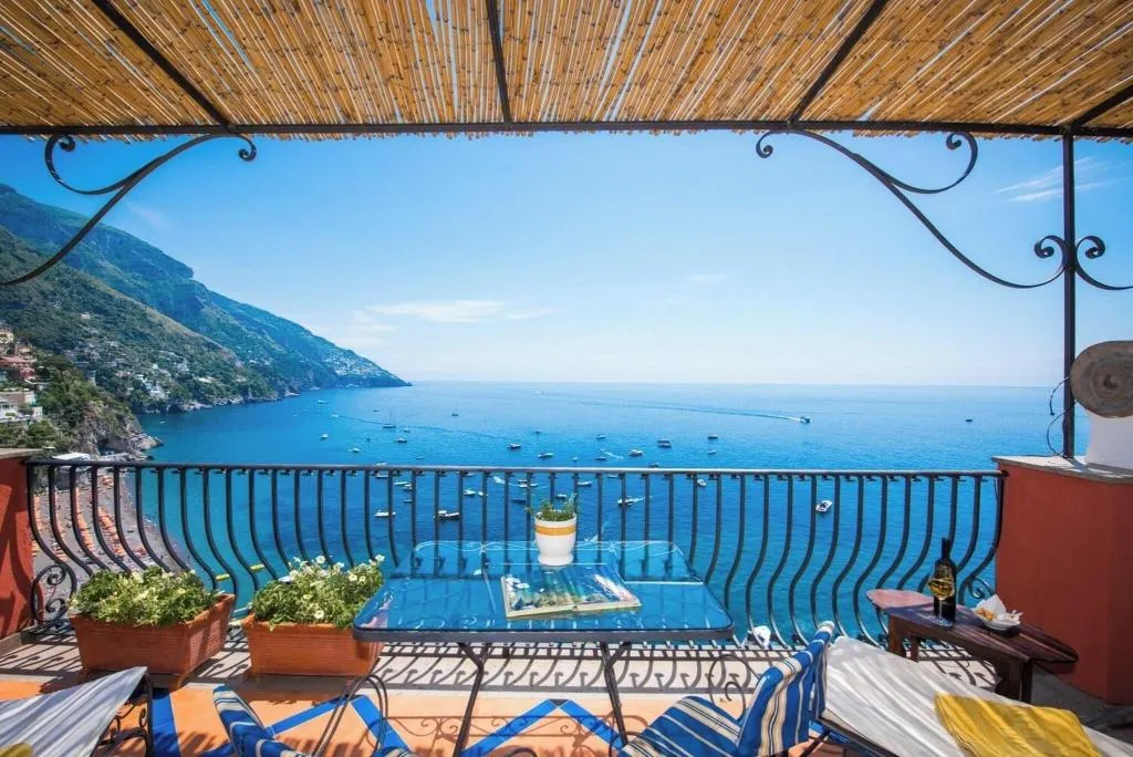 DOUBLE SUPERIOR SEA VIEW Room, Miramare, Naples