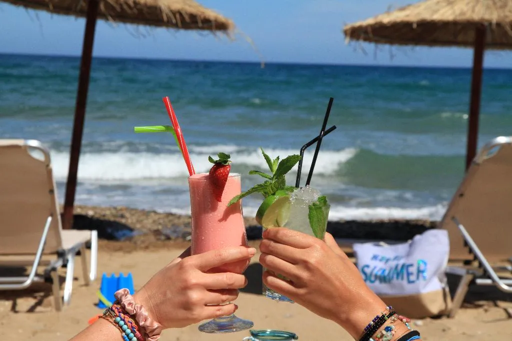 Bar, Dedalos Beach Hotel, Crete
