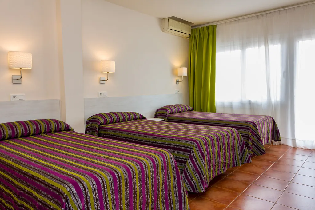 TRIPLE STANDARD Room, Sol y Miel, Costa Del Sol