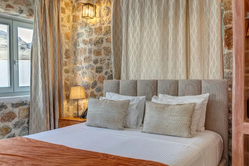 Room, Desiterra Resort, Santorini