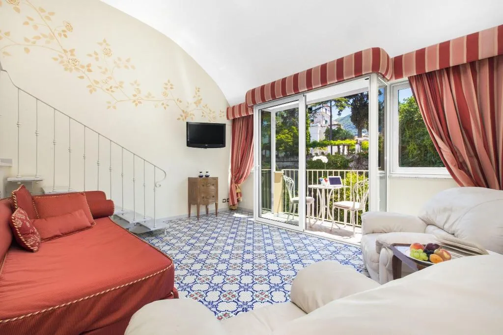 SUITE WITH VIEWS Room, Antiche Mura, Naples