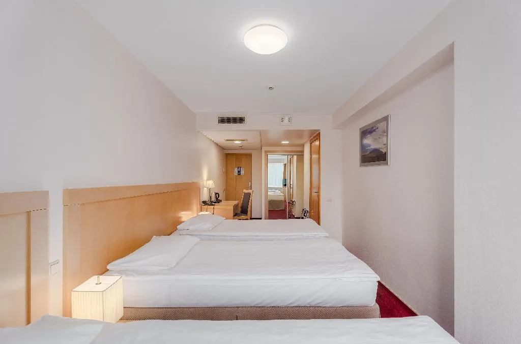 TRIPLE STANDARD Room, Riga Islande Hotel, Riga