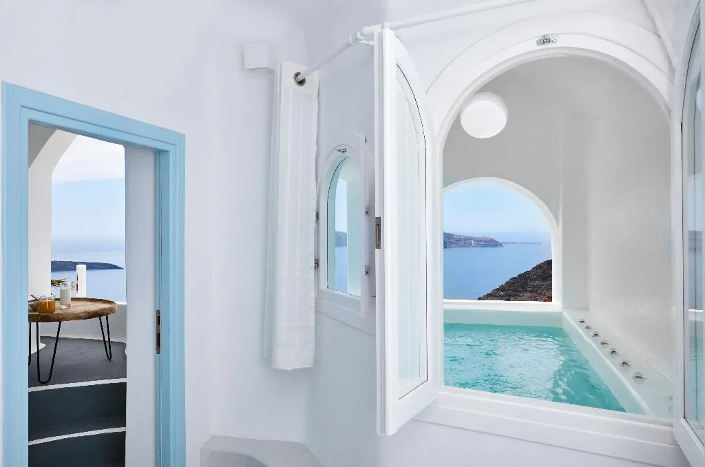 SUITE WITH PRIVATE POOL Room, Infinity Suites & Dana Villas, Santorini