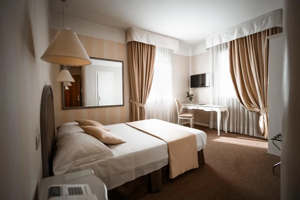 DOUBLE CLASSIC Room, Bonotto Hotel Belvedere, Venice