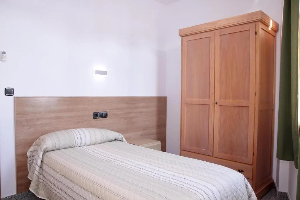 Room, Hotel Albanta, Seville