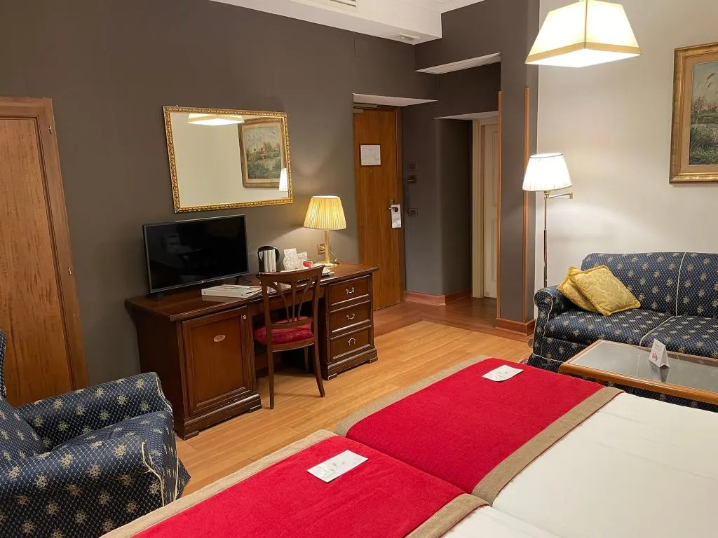 TRIPLE STANDARD Room, Nazionale, Rome