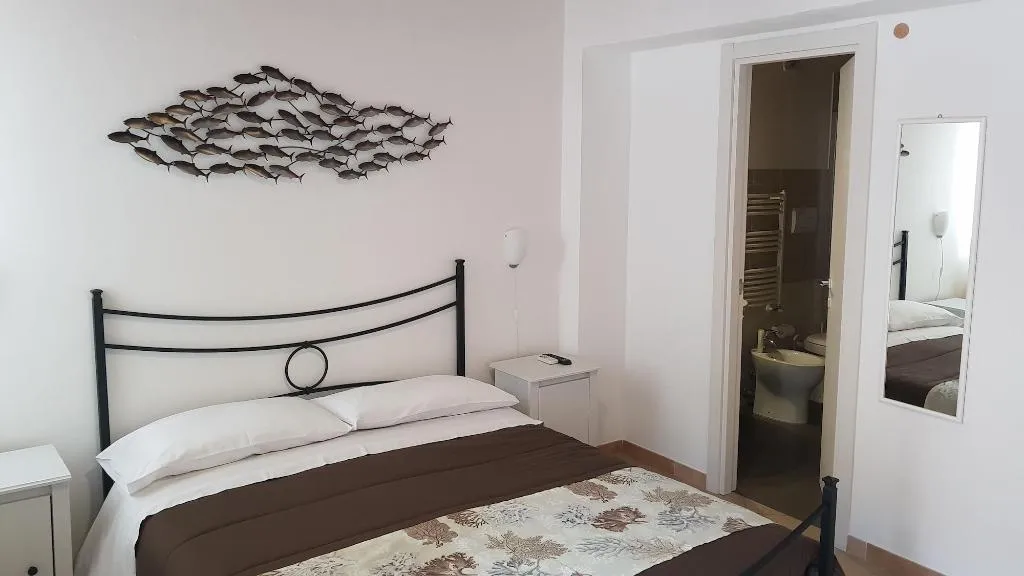 Room, PalermiT'amo, Palermo