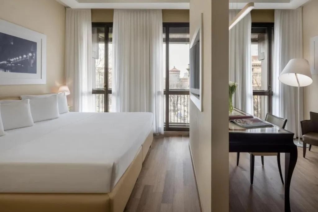 JUNIOR SUITE CAPACITY 2 Room, UNA HOTELS Cusani Milano, Milan