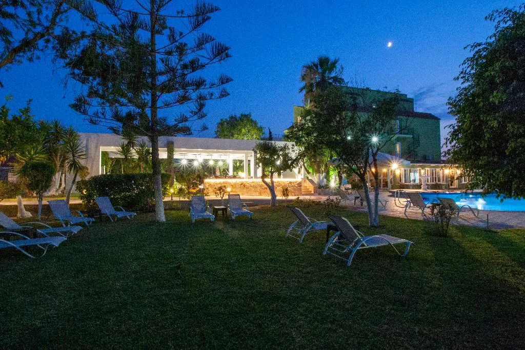 Pool, La Cite, Kefallinia