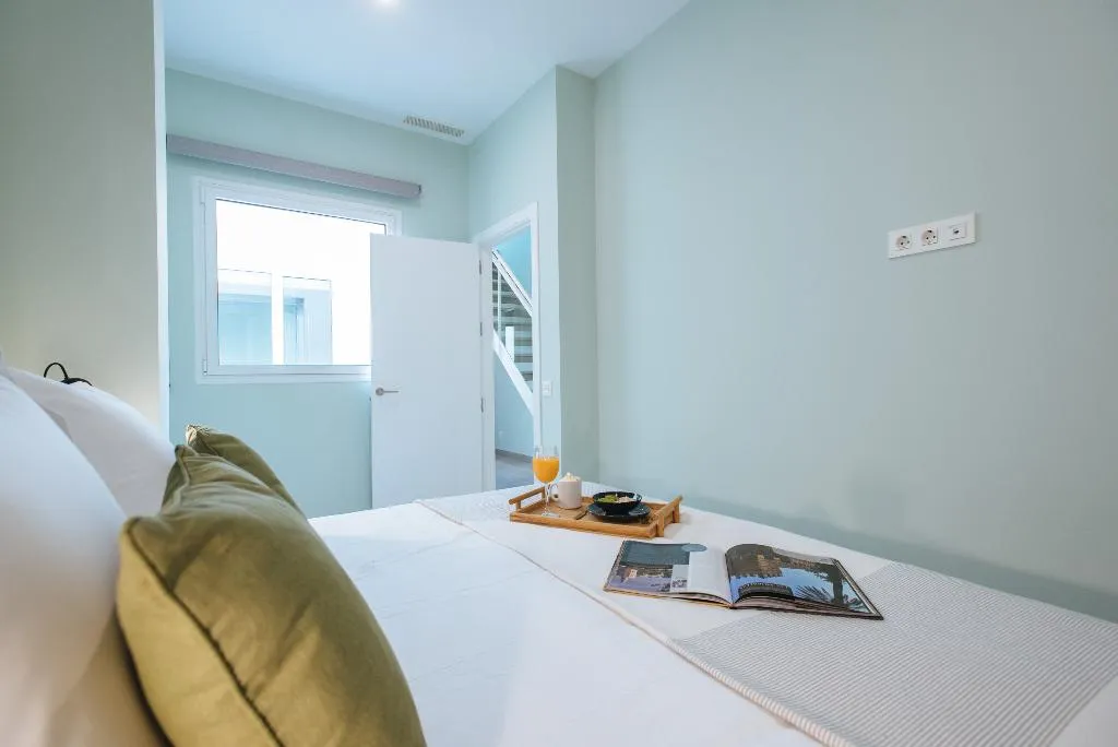APARTMENT DUPLEX Room, Sercotel Sevilla Guadalquivir Suites, Seville
