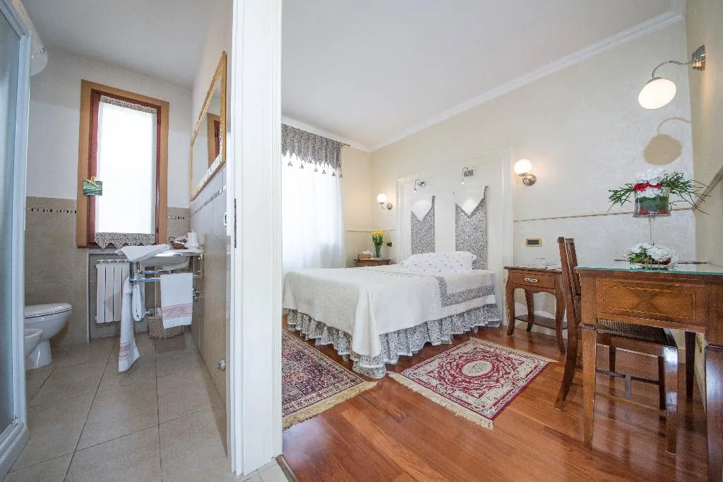 Double or Twin STANDARD Room, Hotel La Rescossa, Venice