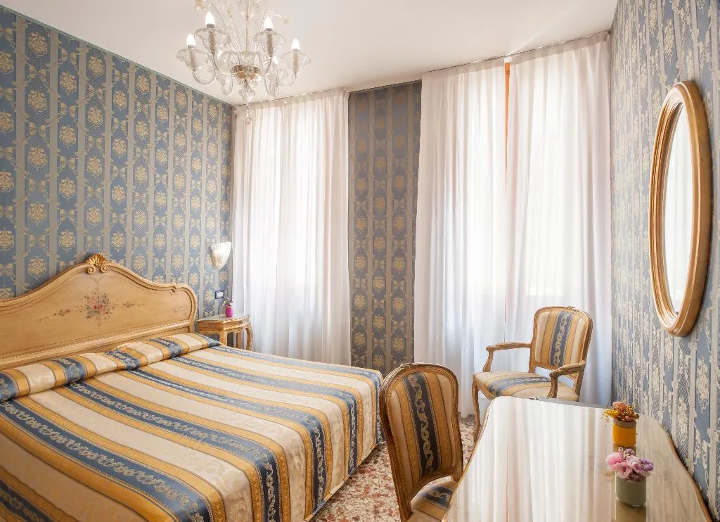 Double or Twin STANDARD Room, Il Mercante di Venezia, Venice