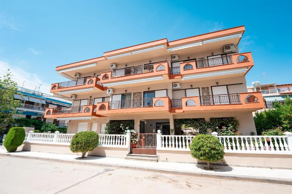 Terrace, Milonas House Apartments, Halkidiki