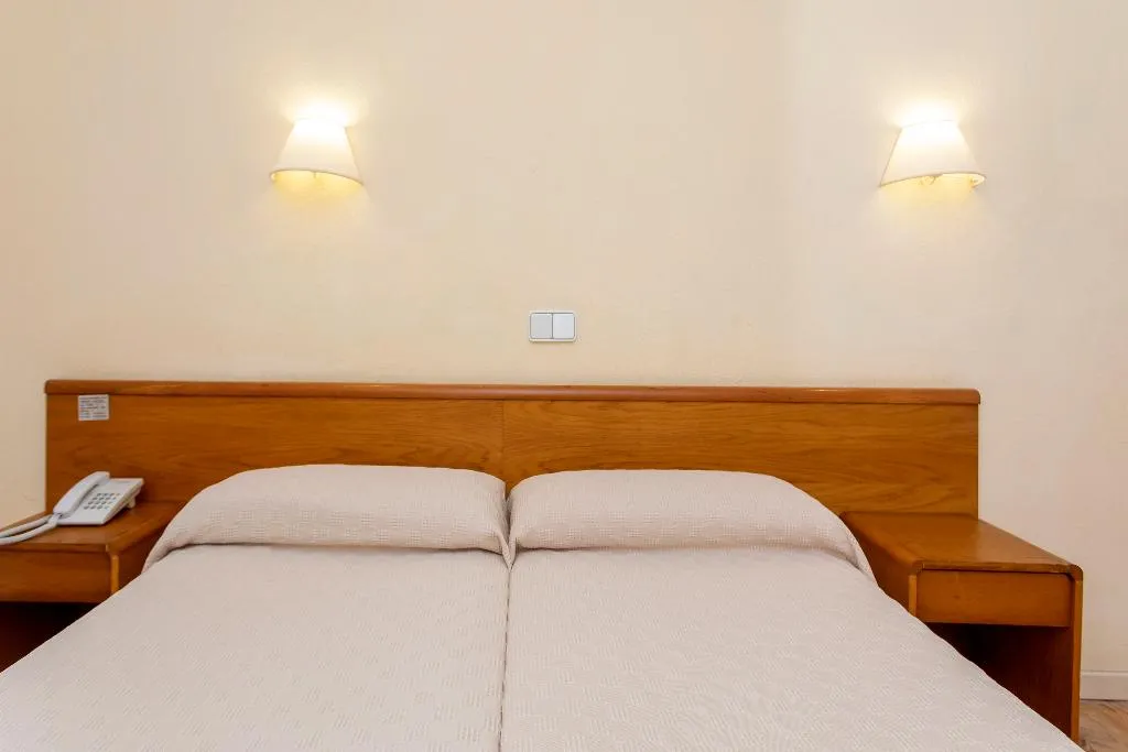 Double or Twin STANDARD Room, Figueretes, Ibiza