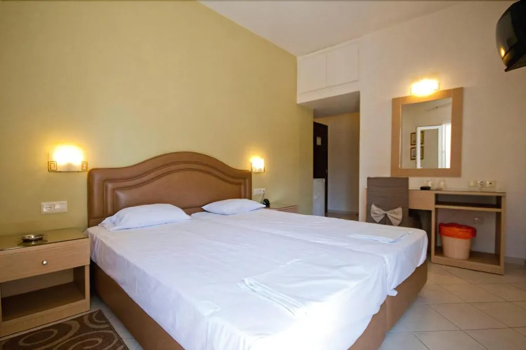Room, Kronos Hotel, Crete