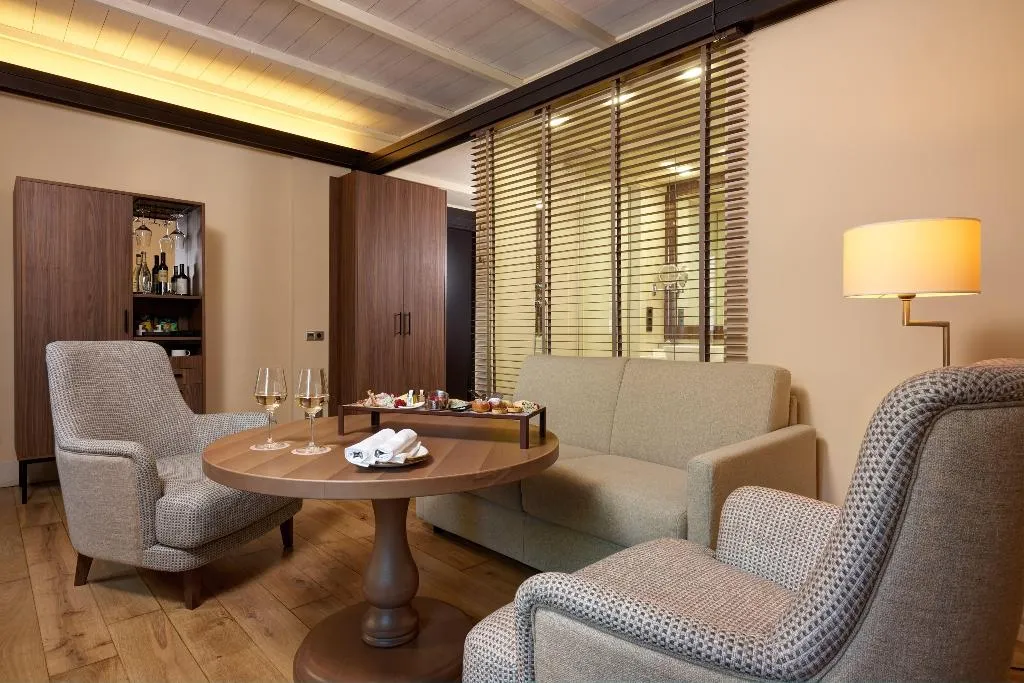 SUITE ONE BEDROOM Room, Villa Agrippina Gran Meliá, Rome