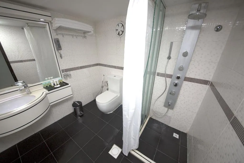 SINGLE STANDARD Room, White Fort Hotel, Dubai