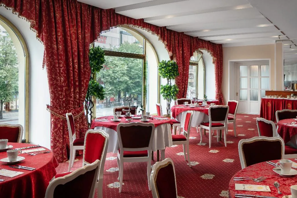 Restaurant, Ambassador Zlata Husa, Prague