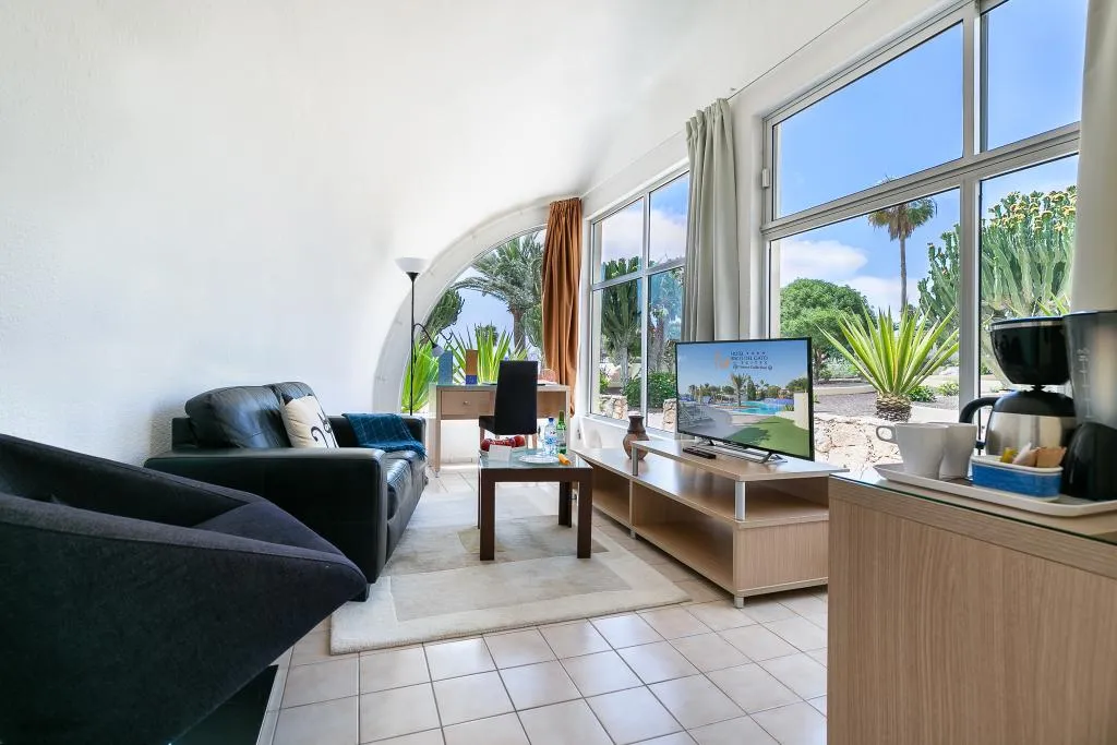 SUITE CAPACITY 5 Room, Hotel LIVVO Risco del Gato Suites, Fuerteventura