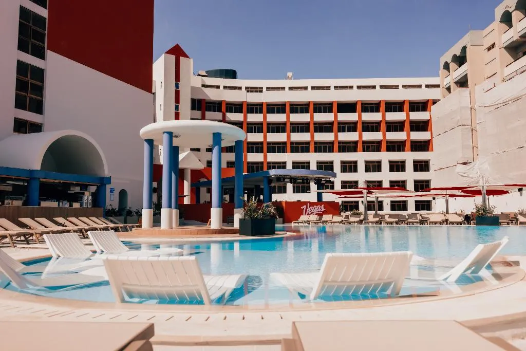 Pool, Vegas Resort, Malta