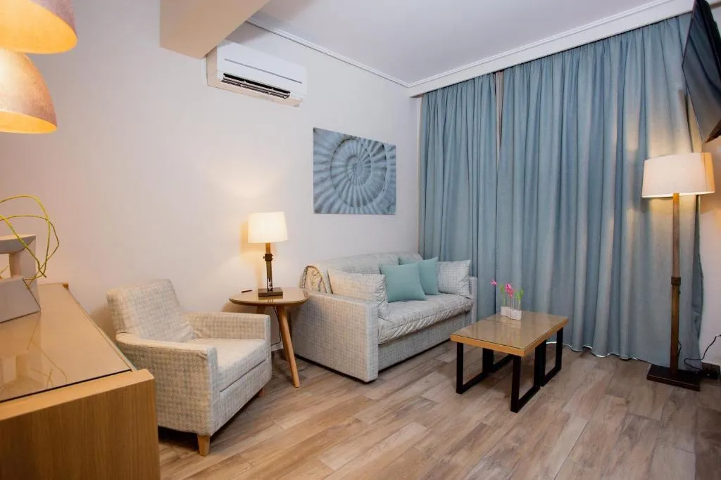 FAMILY ROOM DELUXE Room, Akti Taygetos Conference Resort, Kalamata