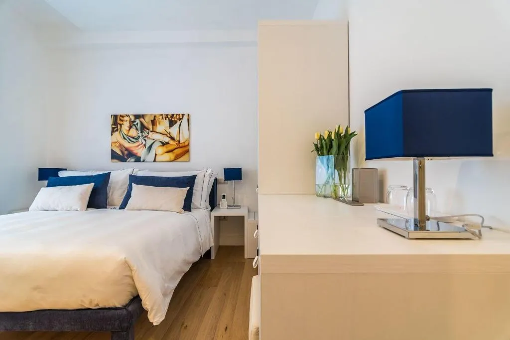 Room, Cafe Bleu Relais, Alghero