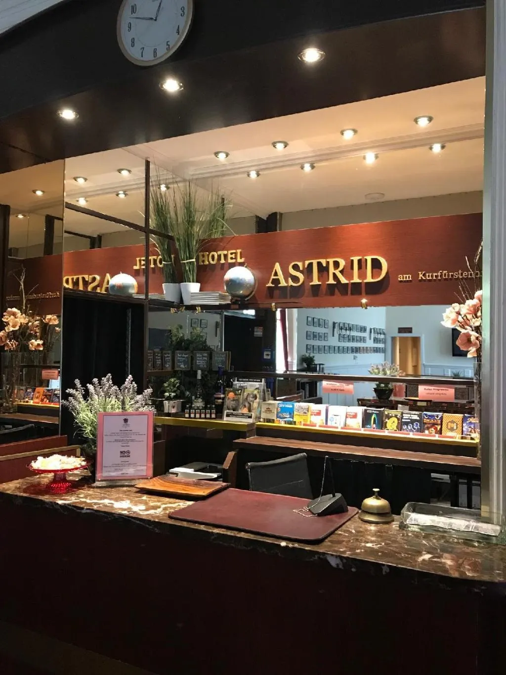 Lobby, Astrid, Berlin