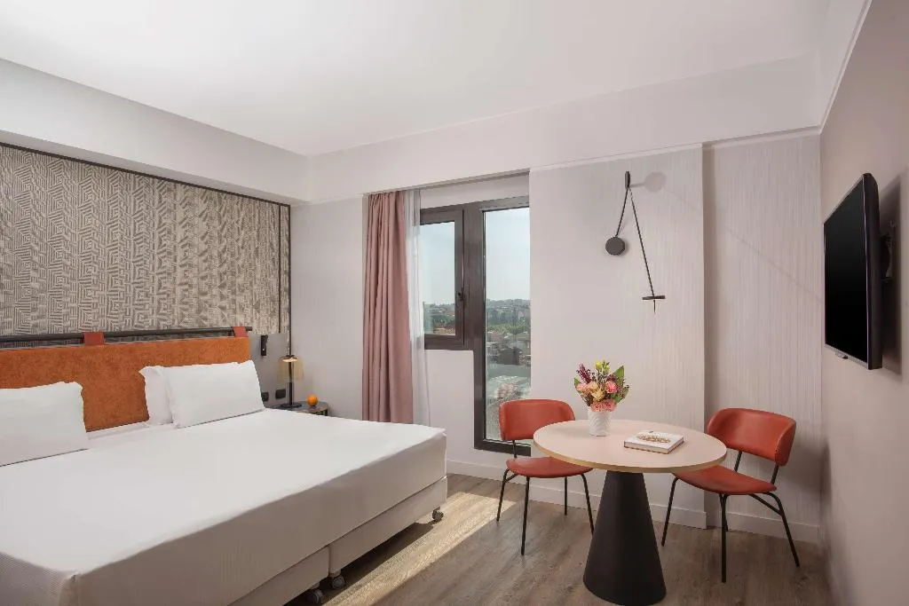 DOUBLE SUPERIOR WITH VIEWS Room, NH Catania Centro, Catania