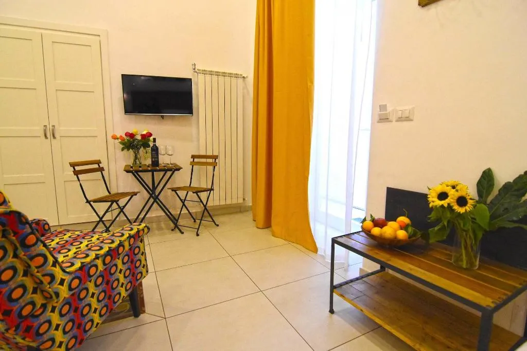 Room, Ninarella Bed&Breakfast, Naples