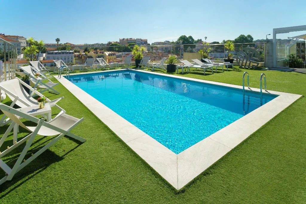 Pool, NH Collection Lisboa Liberdade, Lisbon