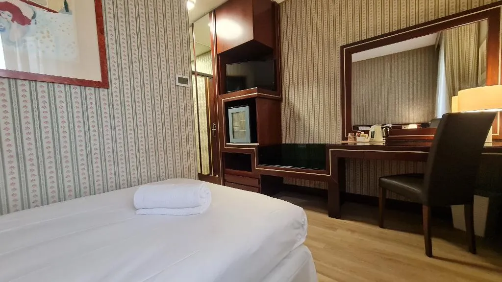 SINGLE CLASSIC Room, Garden Hotel Michelangelo, Venice