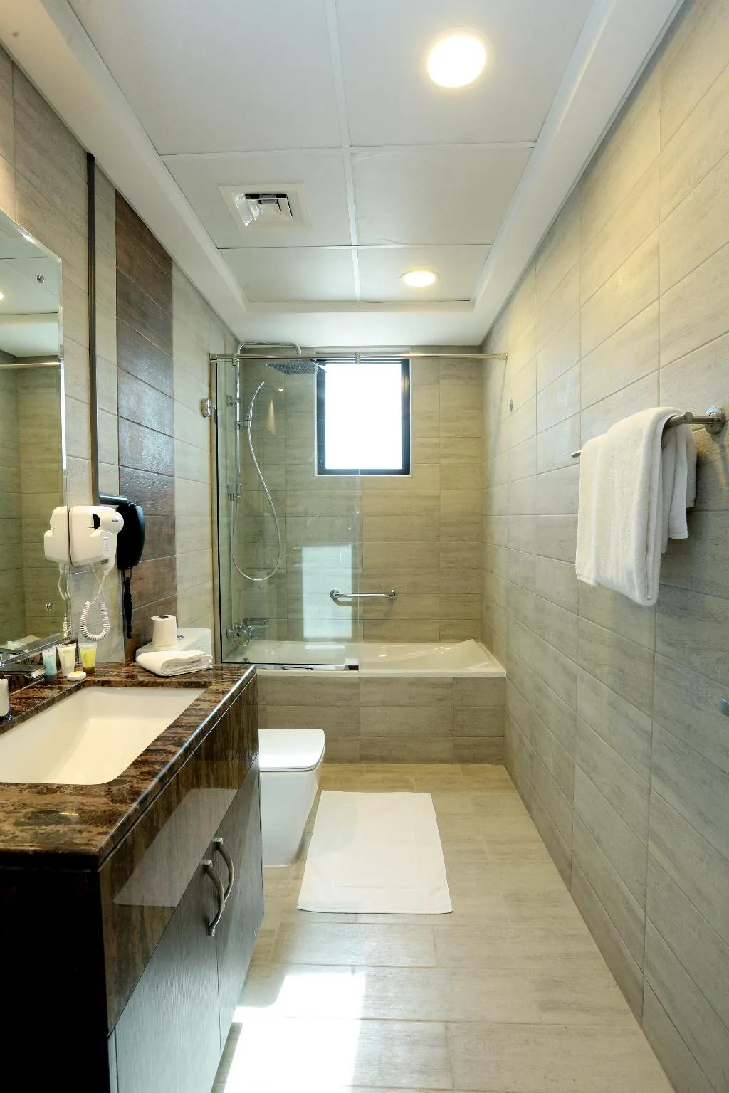 APARTMENT CAPACITY 3 TWO BEDROOMS Room, Marbella Holiday Homes Rental LLC, Dubai