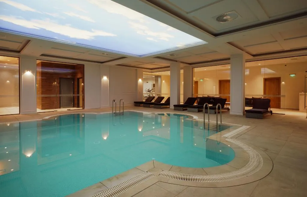 Pool, Astor Garden, Varna