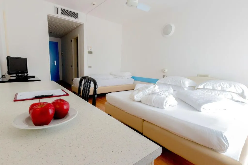 Room, MyLAGO Garda Active Hotel, Milan