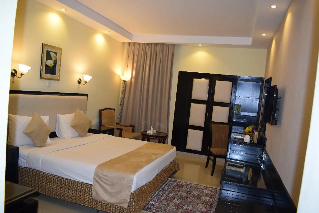 Room, Palm Beach Hotel, Dubai