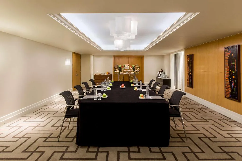 Conferences, Kempinski Nile Hotel Garden City Cairo, Cairo