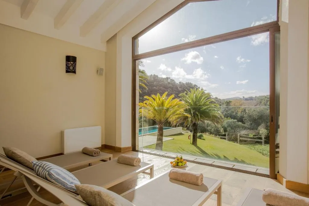 Sports and Entertainment, Monnaber Vell, Majorca