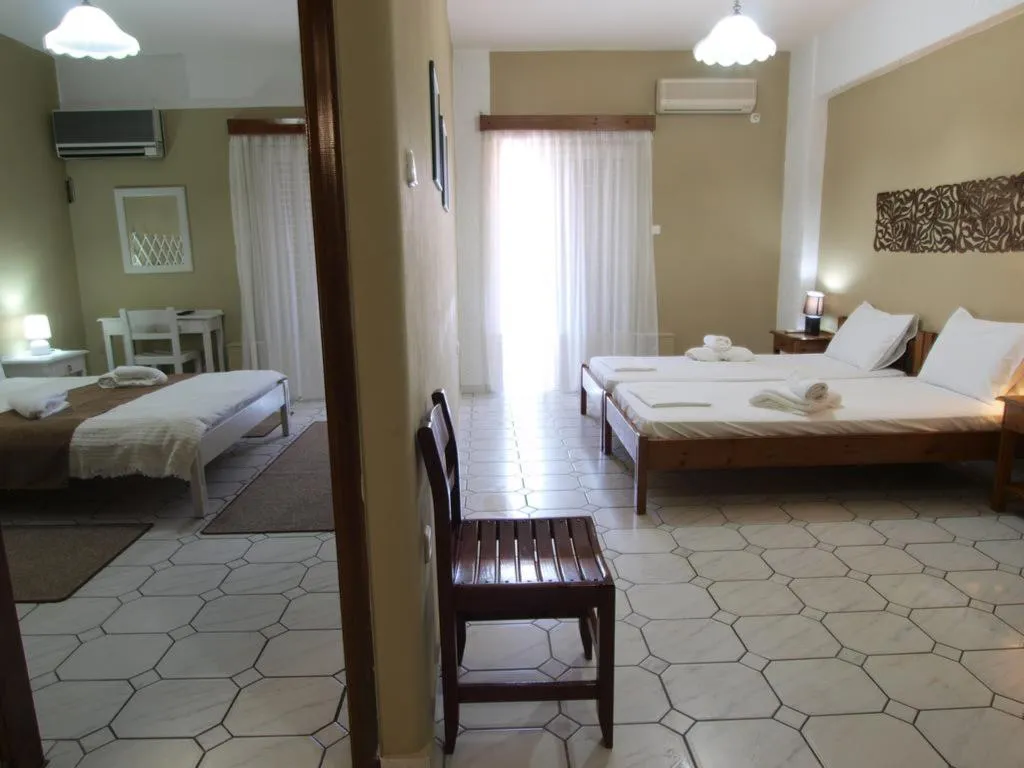 APARTMENT ONE BEDROOM Room, Kleopatra Traditional Hotel, Kalamata