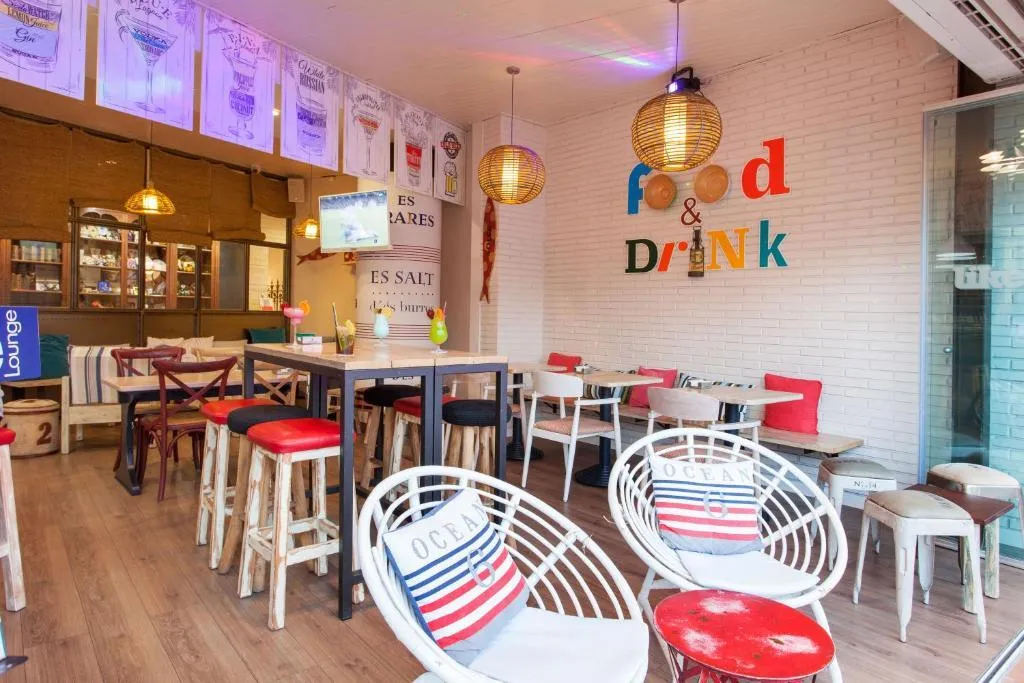 Bar, Xaine Park, Costa Brava